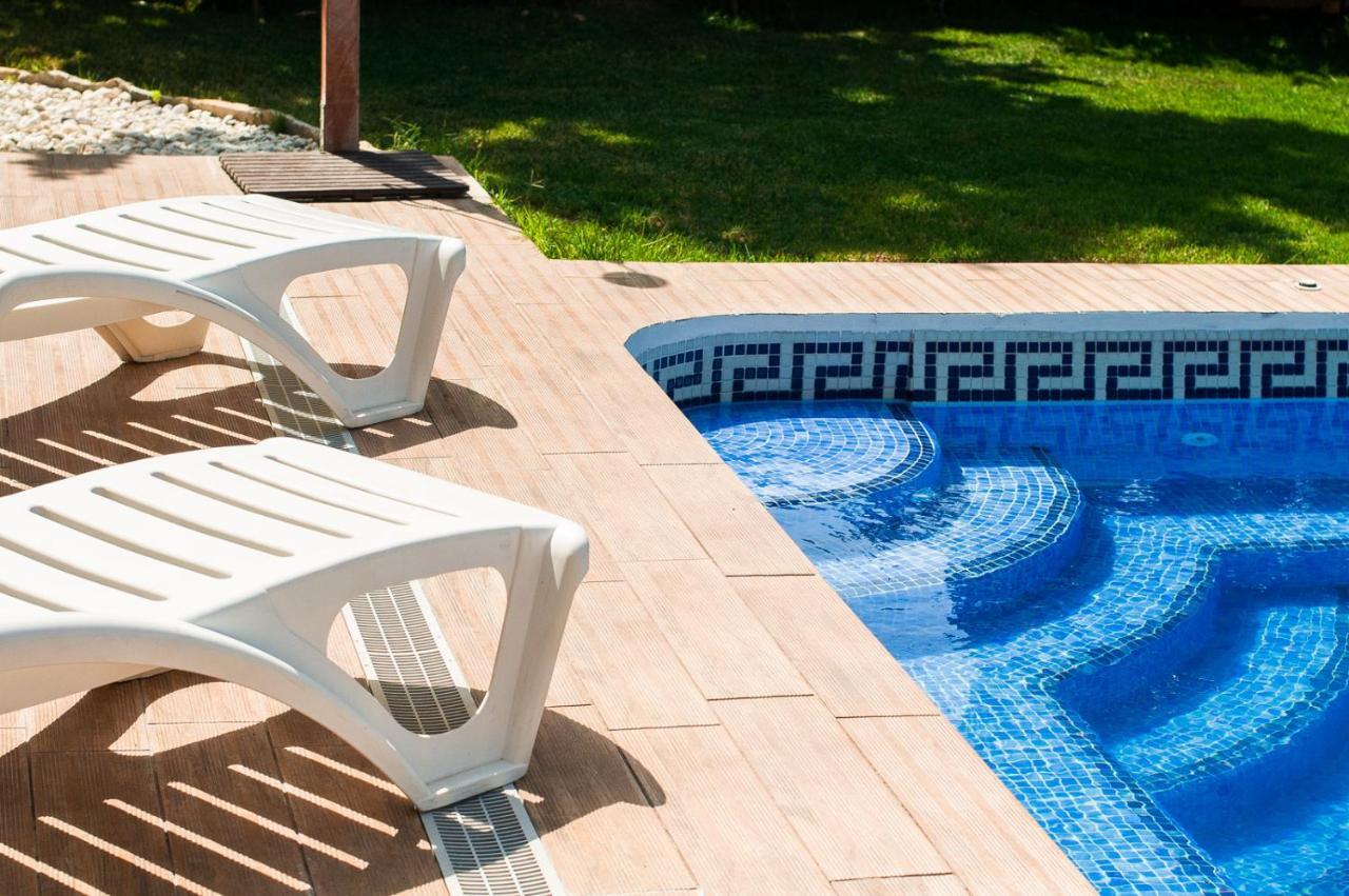 Beach Villa Costanera In マルベーリャ エクステリア 写真